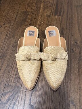 DV by Dolce Vita Woven Tan Pointed-Toe Knot Mules